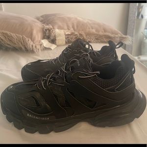 Mens Balenciaga Euro 45  USA 12